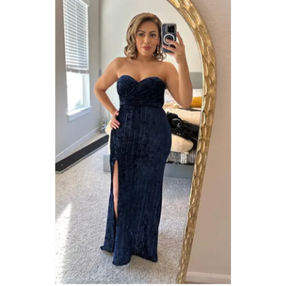 Lulus Navy Blue Velvet Pleated Strapless Classy Sensation Maxi Dress Size XL - Picture 11 of 12